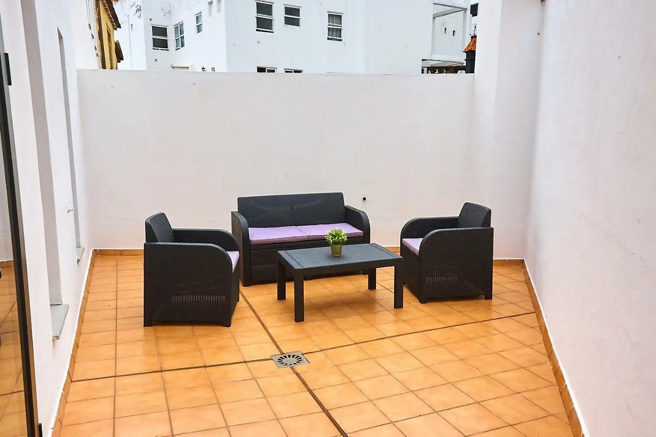 公寓 伊科德·德·洛斯·维诺斯 Apartamento Rolycar 104酒店